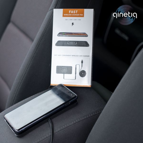 Силіконовий килимок в авто з швидкою бездротовою зарядкою QINETIQ Car Wireless Pad C1 15w 12010 фото