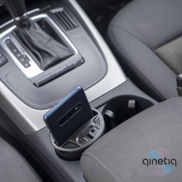 Автомобільна бездротова зарядка в підсклянник QINETIQ X9 Car Wireless 13030 фото